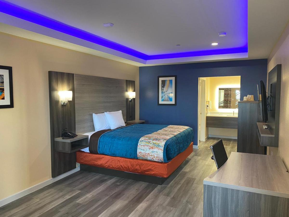 Scottish Inn & Suites Houston Willowbrook Exteriér fotografie